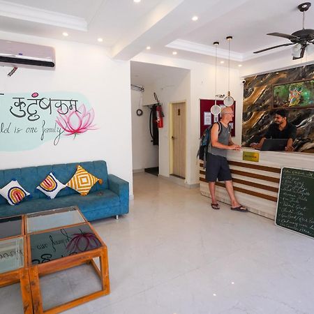Hide-In Rishikesh, Laxman Jhula Hostel Exterior photo