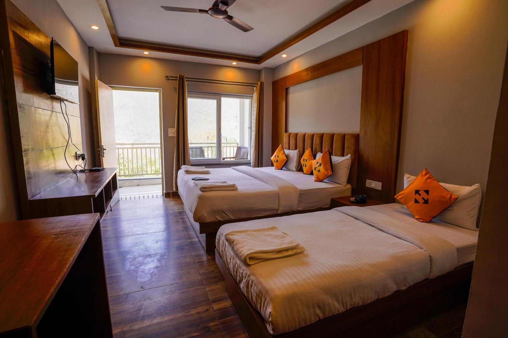 Hide-In Rishikesh, Laxman Jhula Hostel Exterior photo