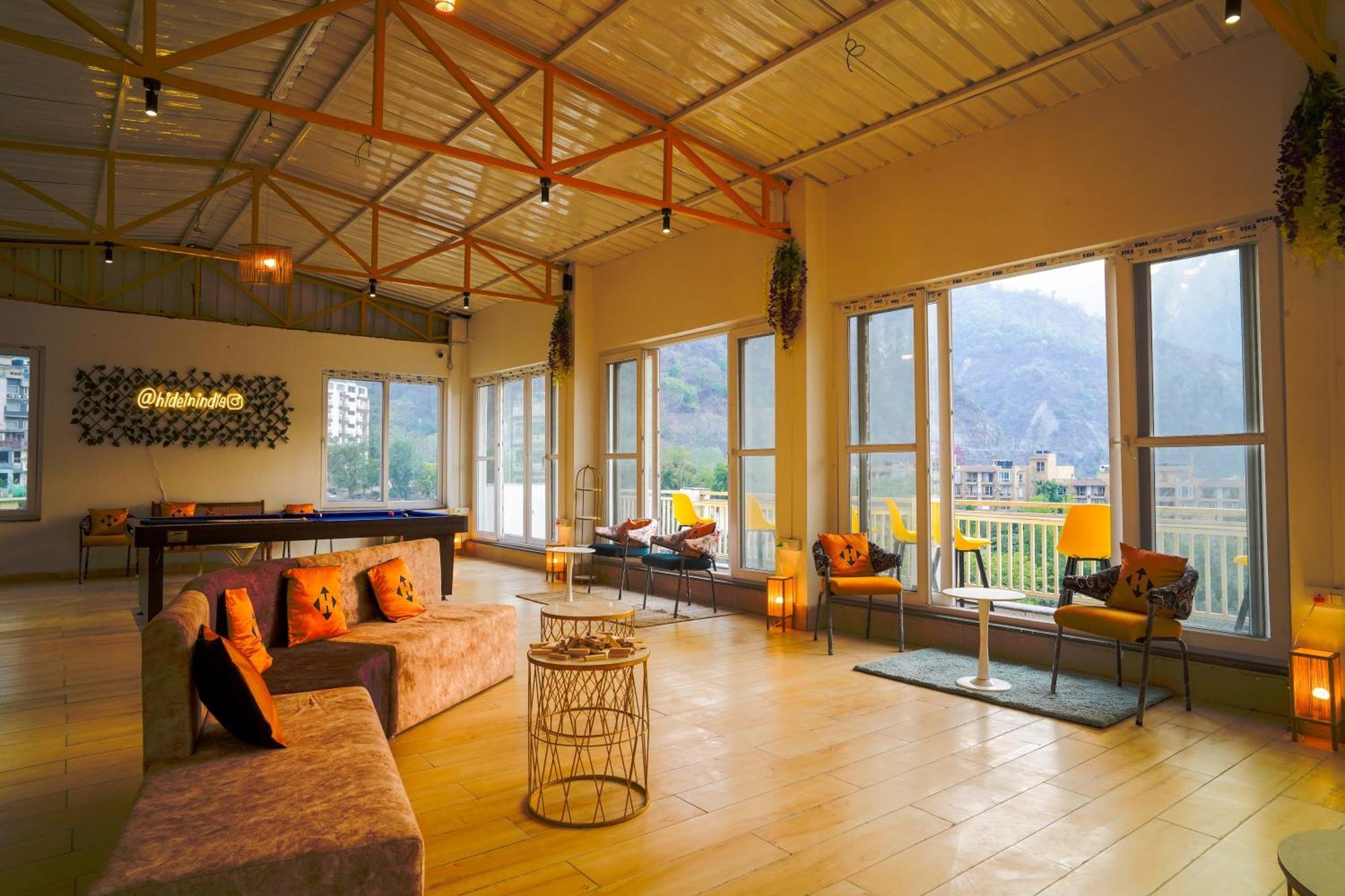 Hide-In Rishikesh, Laxman Jhula Hostel Exterior photo