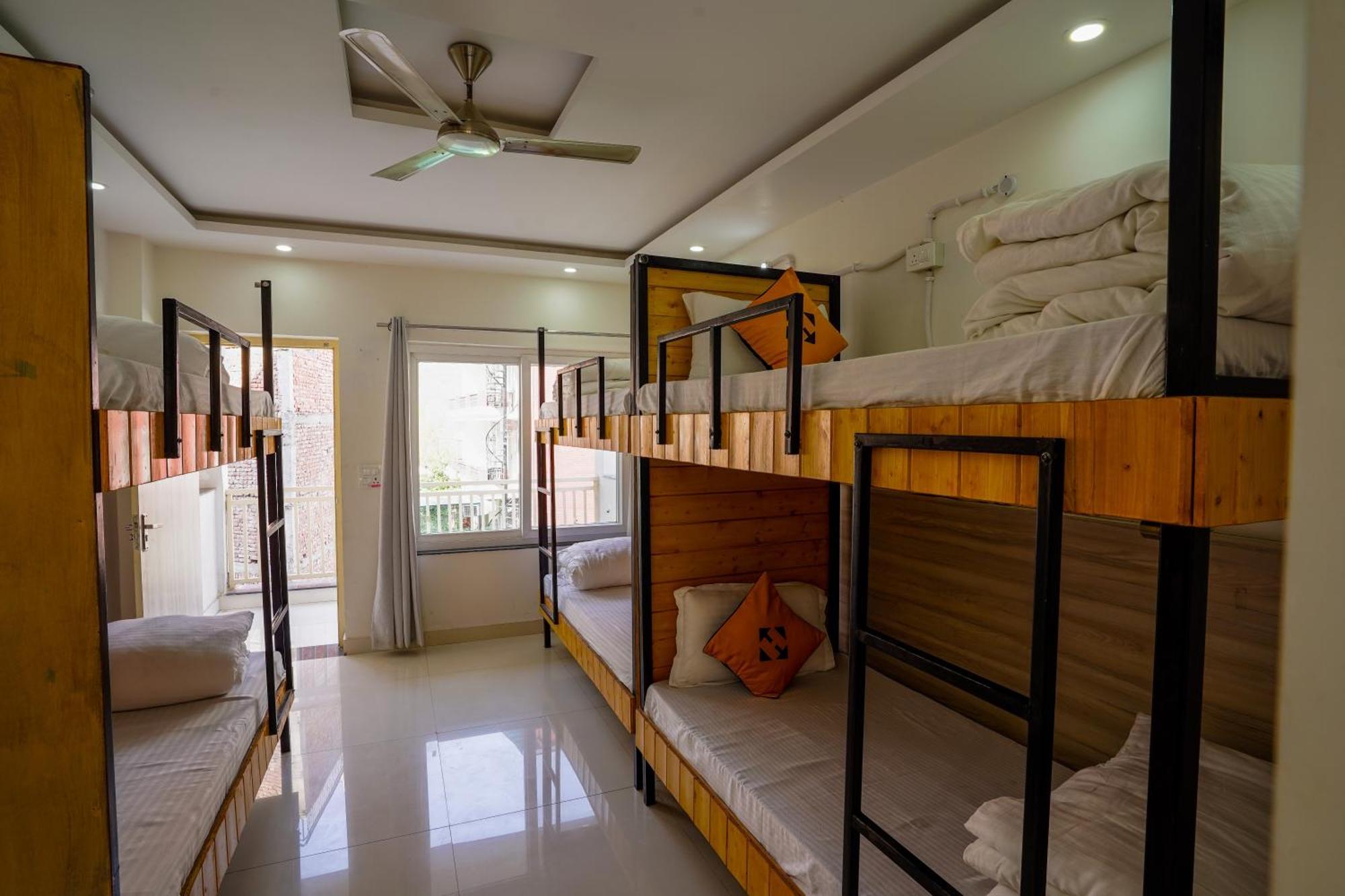 Hide-In Rishikesh, Laxman Jhula Hostel Exterior photo